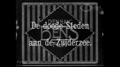 483 Monnickendam uit de film serie Dooden Steden van de Zuiderzee, c.a. 1930.